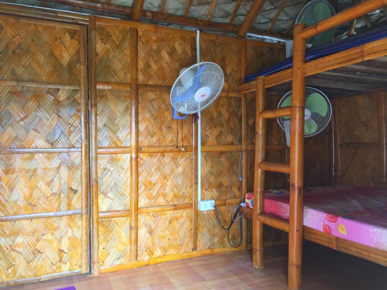 Sealovers' Place Masasa Beach Batangas Ngoại thất bức ảnh
