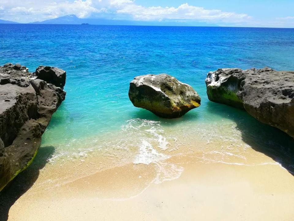 Sealovers' Place Masasa Beach Batangas Ngoại thất bức ảnh